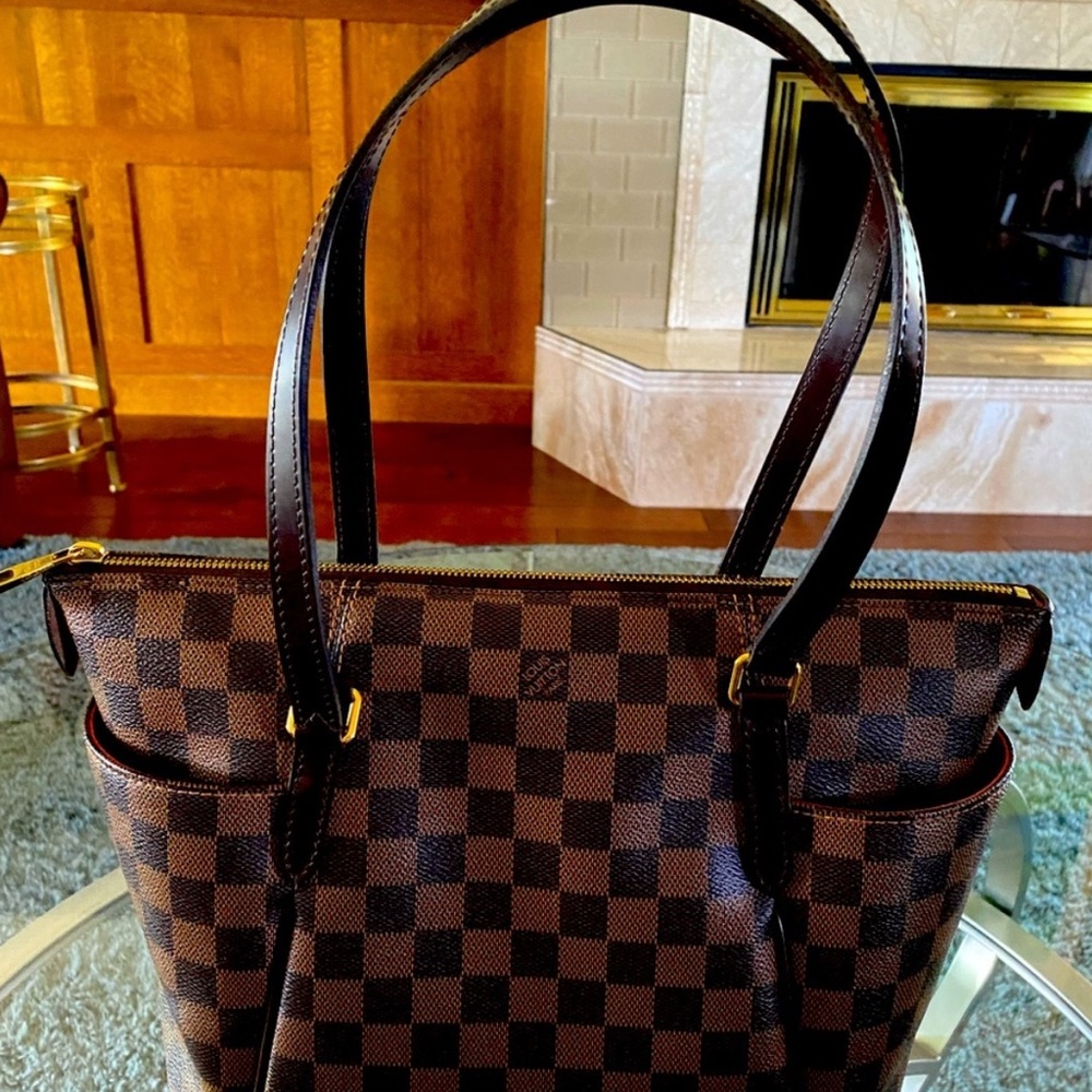 Louis Vuitton Damier Ebene Totally PM